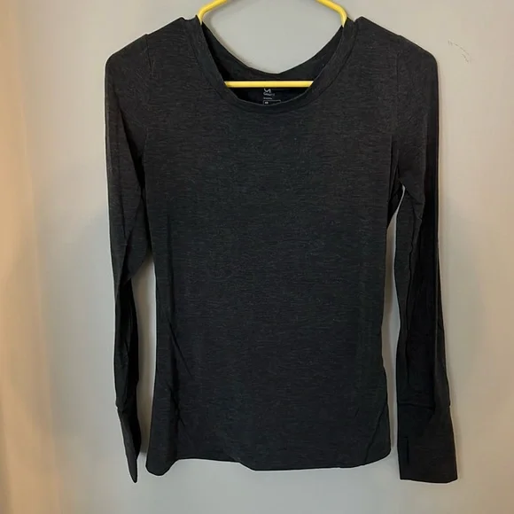 Lightly Worn GapFit Breathe ActiveWear - XS - Picture 1 of 5